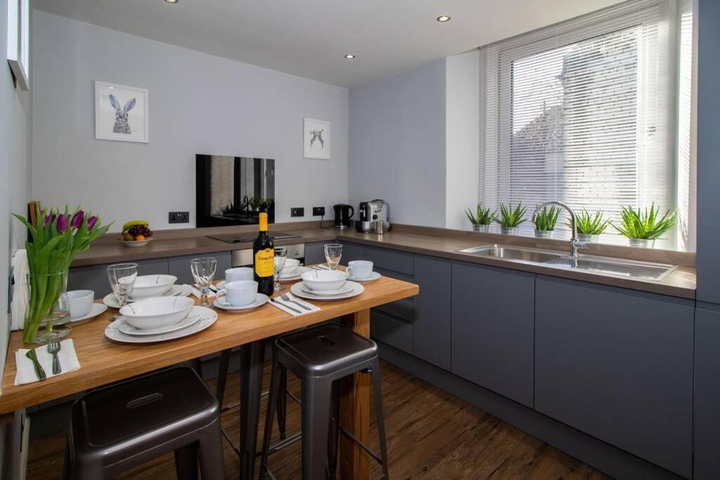 An Steisean With Office - Comet Apartments Helensburgh Eksteriør bilde